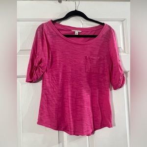 BANANA REPUBLIC Hot Pink half sleeve pocket tee, sz S, curved bottom